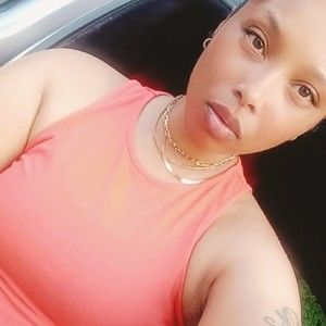 Meet your Posher, Shaina